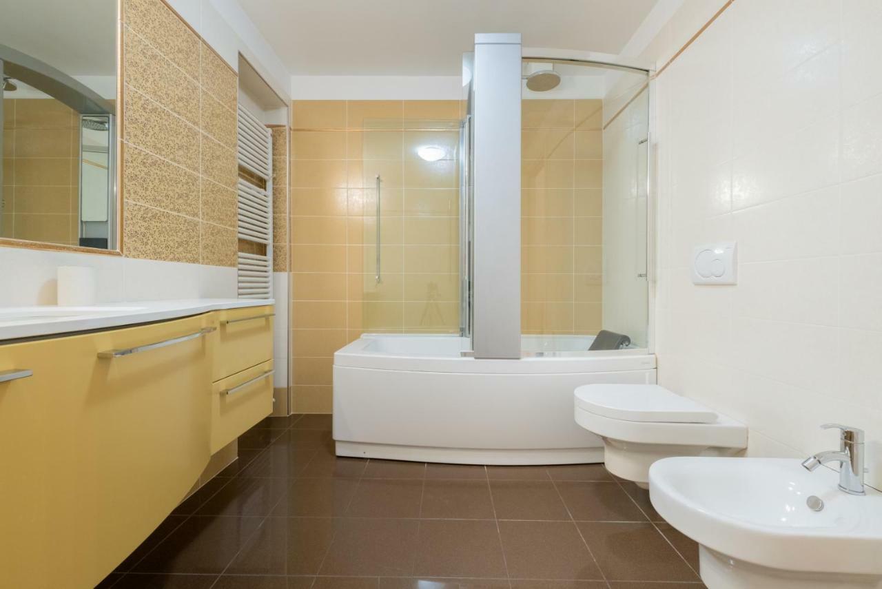Petroni 38 By Studio Vita โบโลญญา ภายนอก รูปภาพ